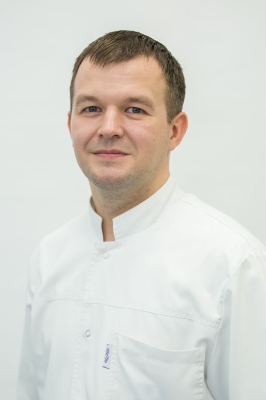 Ортопед записаться на прием взрослый. Реклама врача. Ортопед записаться на прием взрослый. Прием врача ортопеда. Прием врача ортопеда.